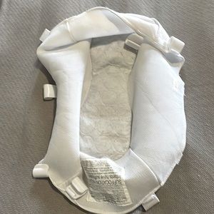 Halo Bassinest newborn insert